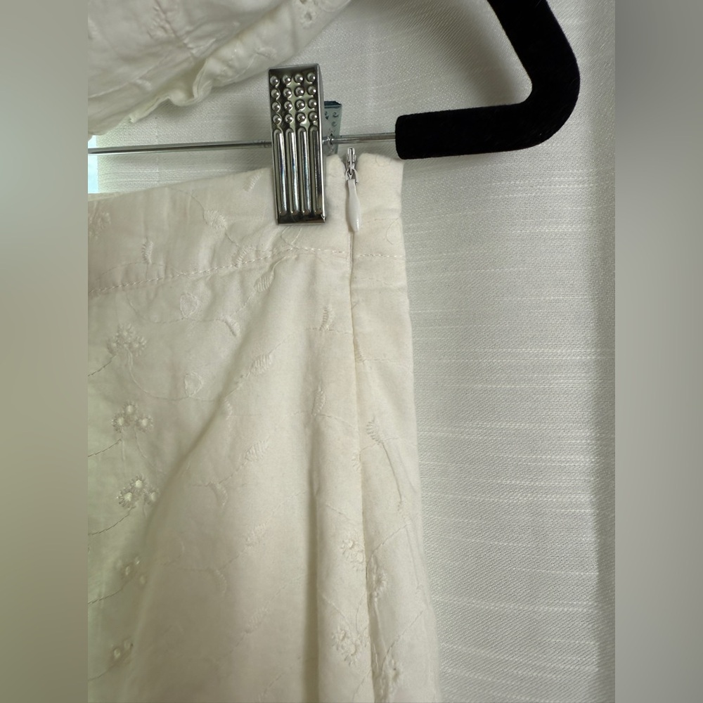Lioness REVOLVE White Eyelet Ruffle Crop Top & Asymmetrical Skirt Set | Size S - Picture 12 of 14
